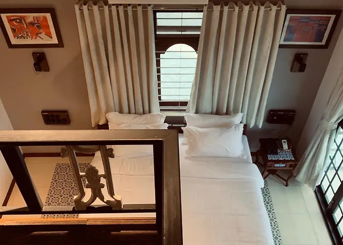 Villas By Chandralok Lonavala